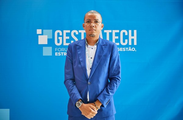 Transformez votre bureau avec des photos d'art élégantes